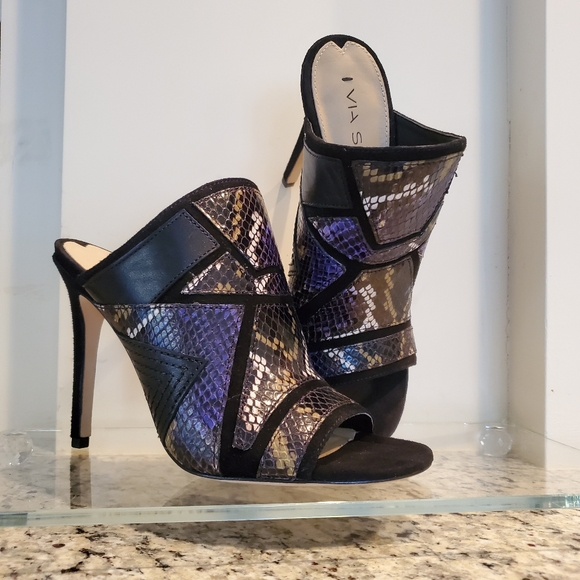 Via Spiga Shoes - NWOT Via Spiga Reptile Suede-Smooth Leather Mules